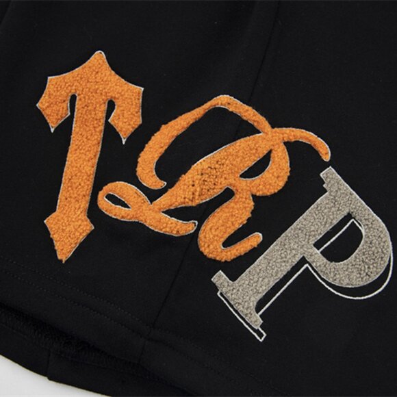 Trapstar Black Contrast Lettering Fleece Shorts - Picture 6 of 7